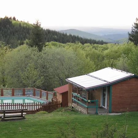 Camping Les Myrtilles * 클레르몽페랑